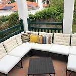 Magnifique , Jardin Et Terrasse 比亚里茨