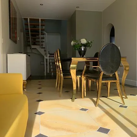 Magnifique , Jardin Et Terrasse * بياريتز
